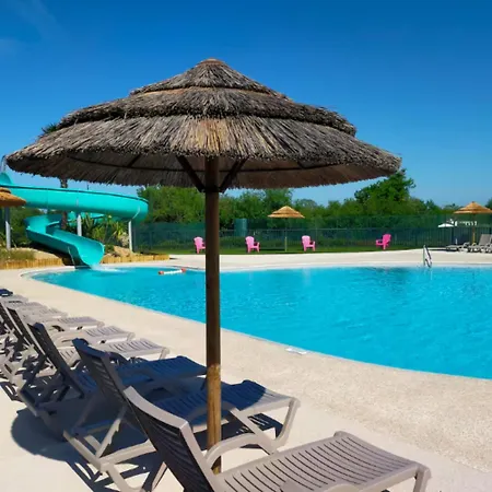 L'isa - Confort- Clim - Wifi - Piscines - 2km Plages