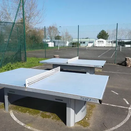 L'isa - Confort- Clim - Wifi - Piscines - 2km Plages Campsite