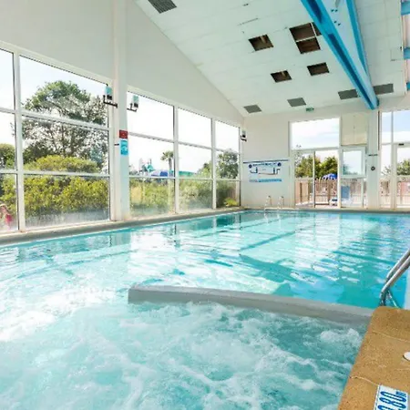 Кемпинг L'isa - Confort- Clim - Wifi - Piscines - 2km Plages